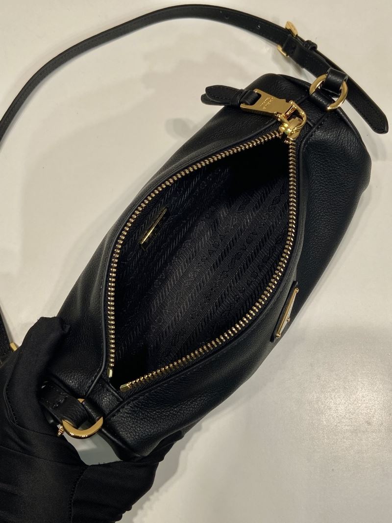 Pra*a hobo bags